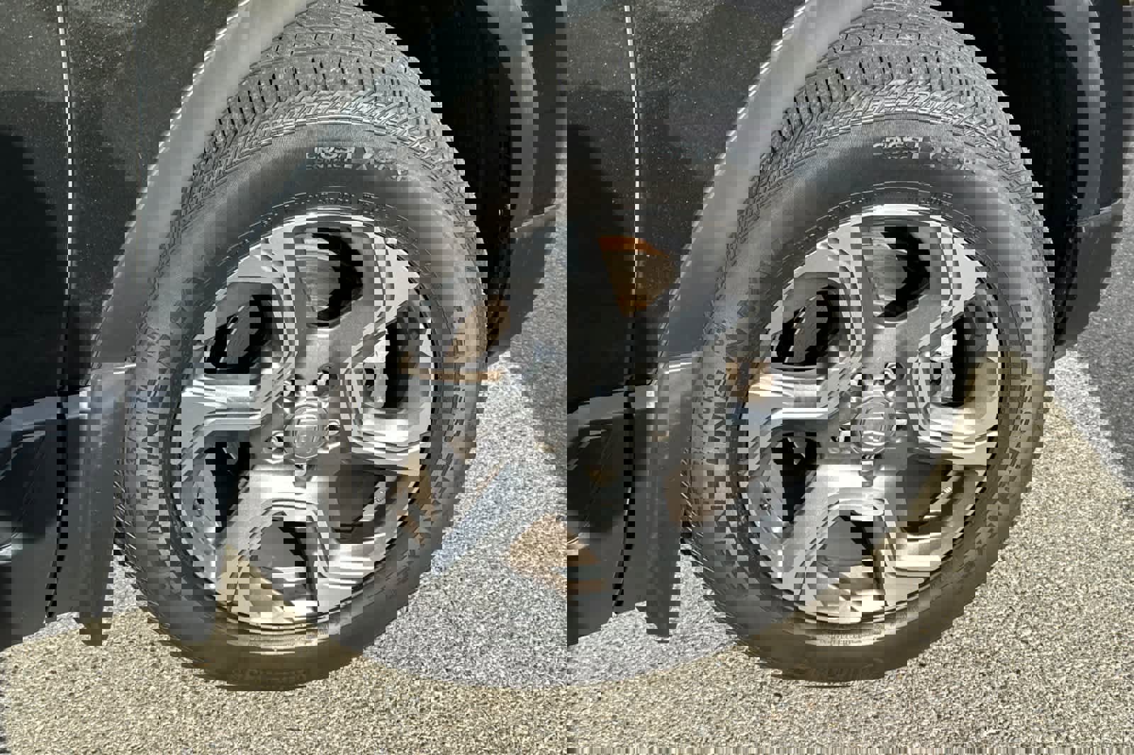 Used 2017 Honda CR-V EX image 12