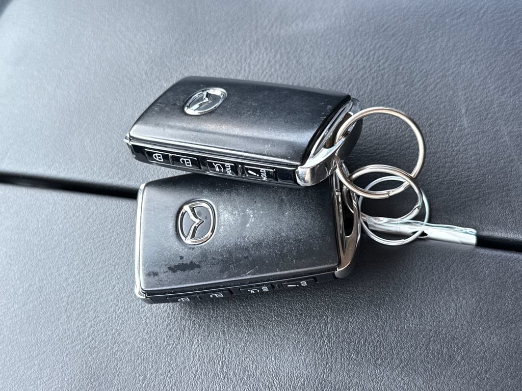Used 2023 MAZDA CX-9 Touring AWD/4WD image 29