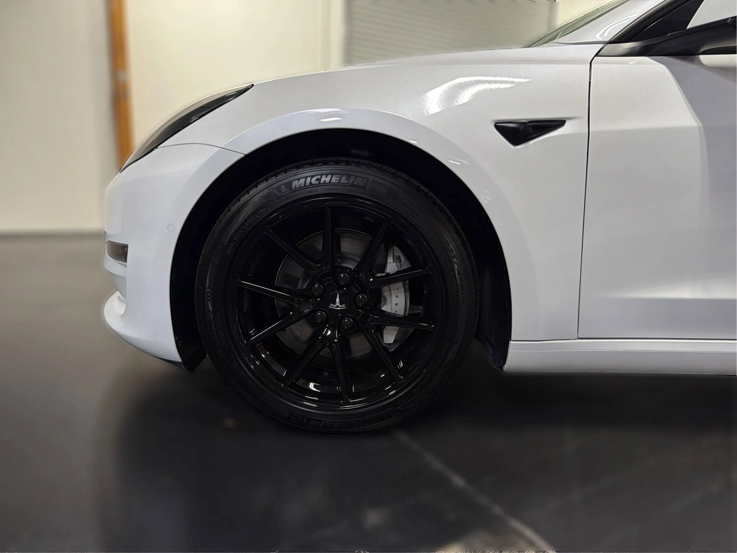 Used 2022 Tesla Model 3 image 25