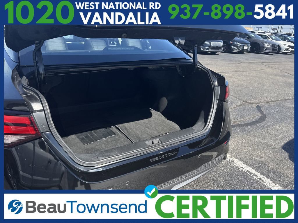 Used 2023 Nissan Sentra SR w/ SR Premium Package image 17