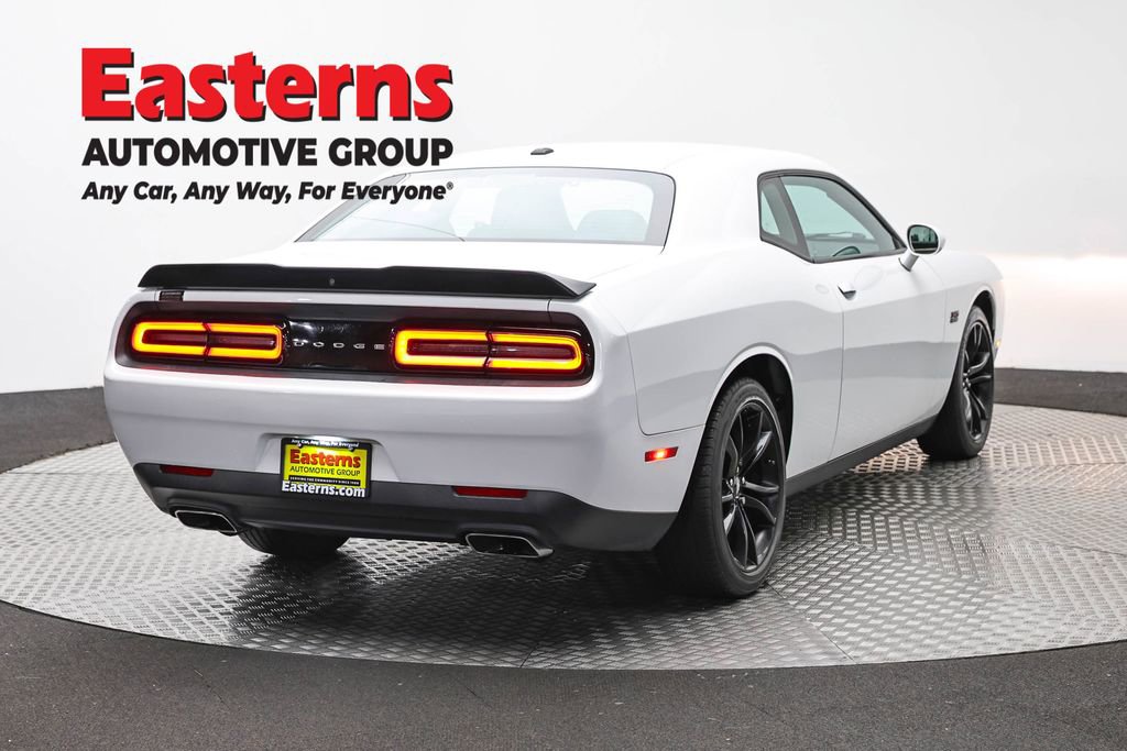 Used 2018 Dodge Challenger R/T w/ Blacktop Package RWD image 5