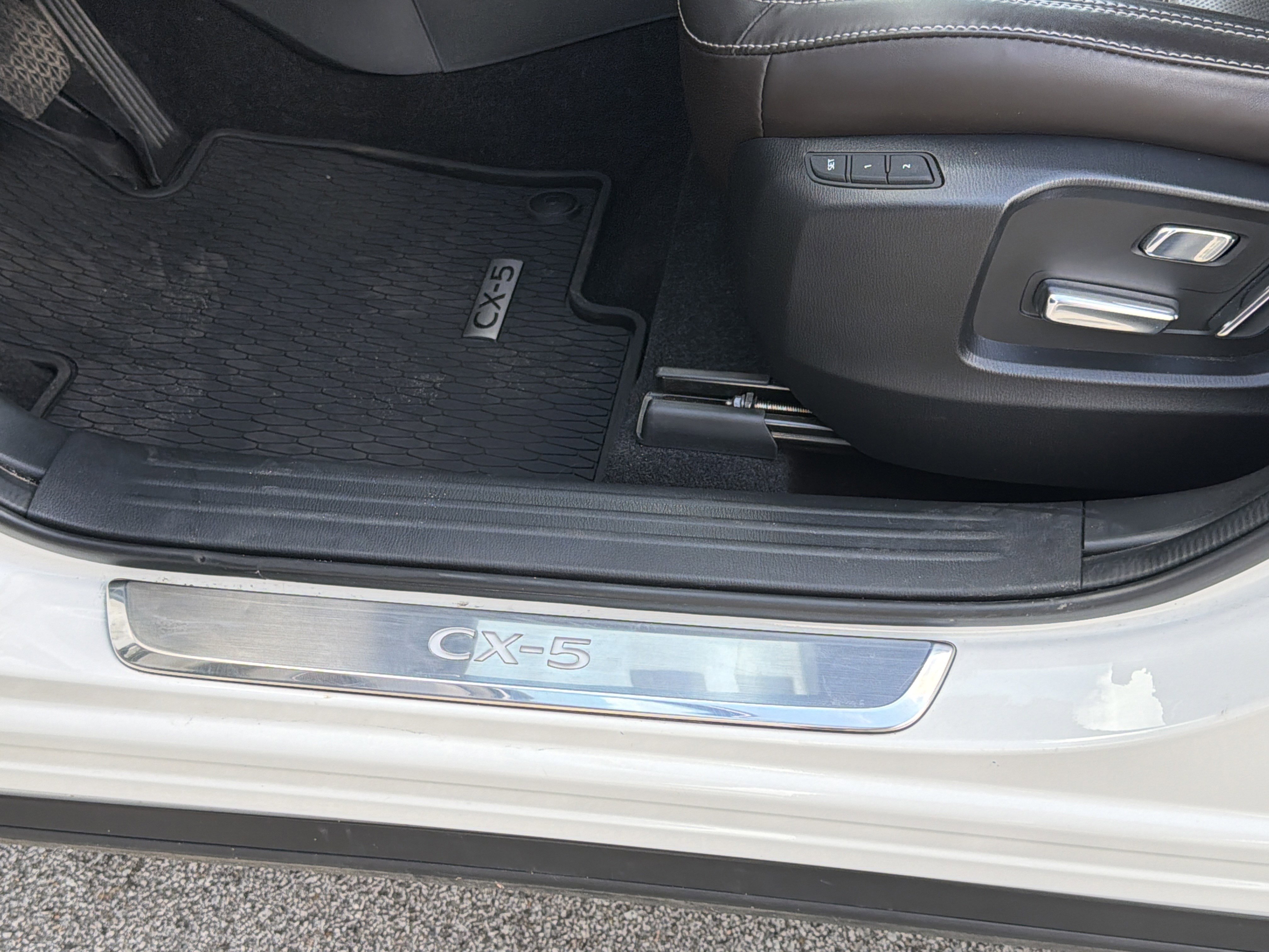 Certified 2025 MAZDA CX-5 Signature AWD/4WD image 59
