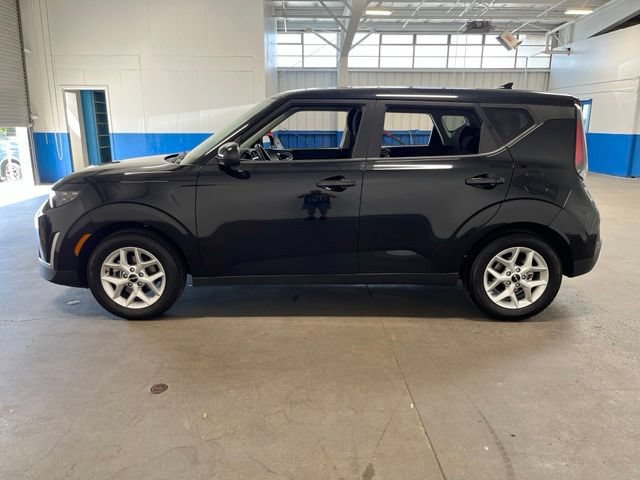 Used 2024 Kia Soul LX w/ Option Group 015 FWD image 6