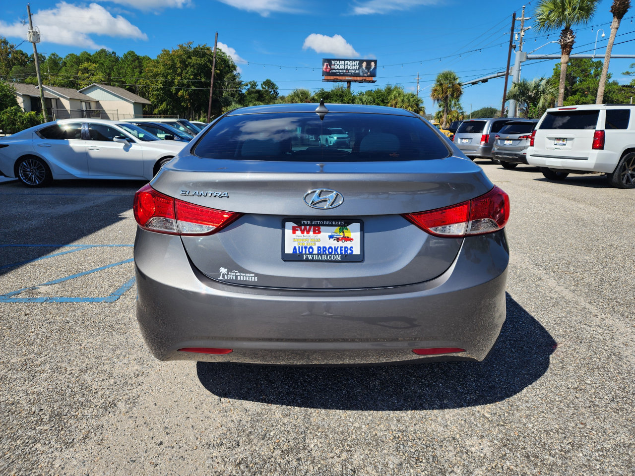 Used 2013 Hyundai Elantra GLS w/ Preferred Pkg image 4