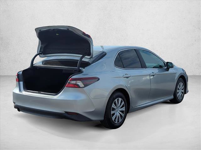 Used 2023 Toyota Camry LE FWD image 5