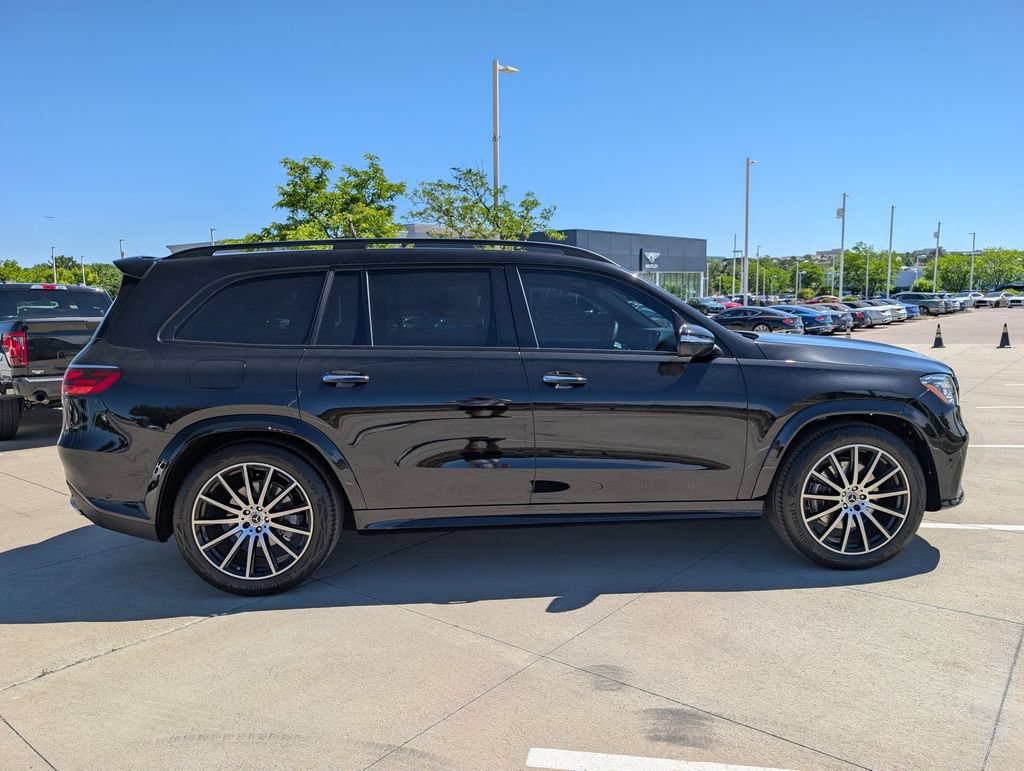 Used 2026 Mercedes-Benz GLS 450 4MATIC image 7