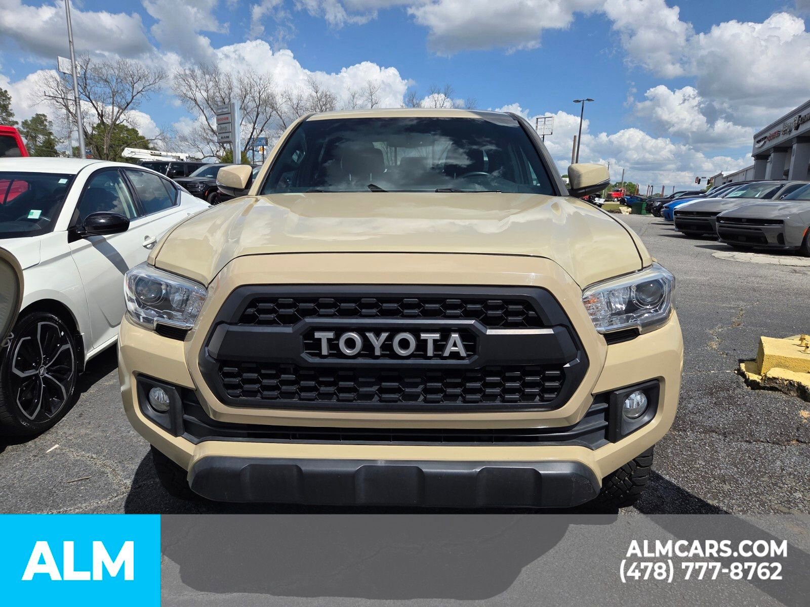 Used 2017 Toyota Tacoma TRD Off-Road image 21
