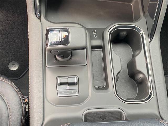 New 2024 GMC Sierra 1500 AT4 w/ Technology Package image 10