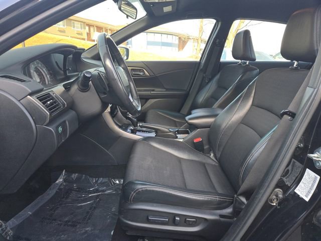Used 2016 Honda Accord Sport image 15