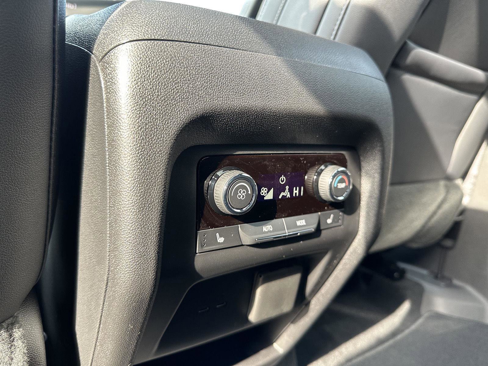 New 2026 Chevrolet Traverse High Country image 20