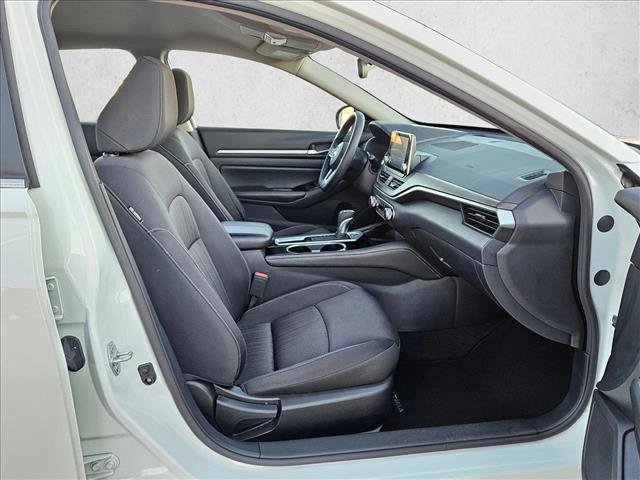 Used 2023 Nissan Altima 2.5 SV image 19