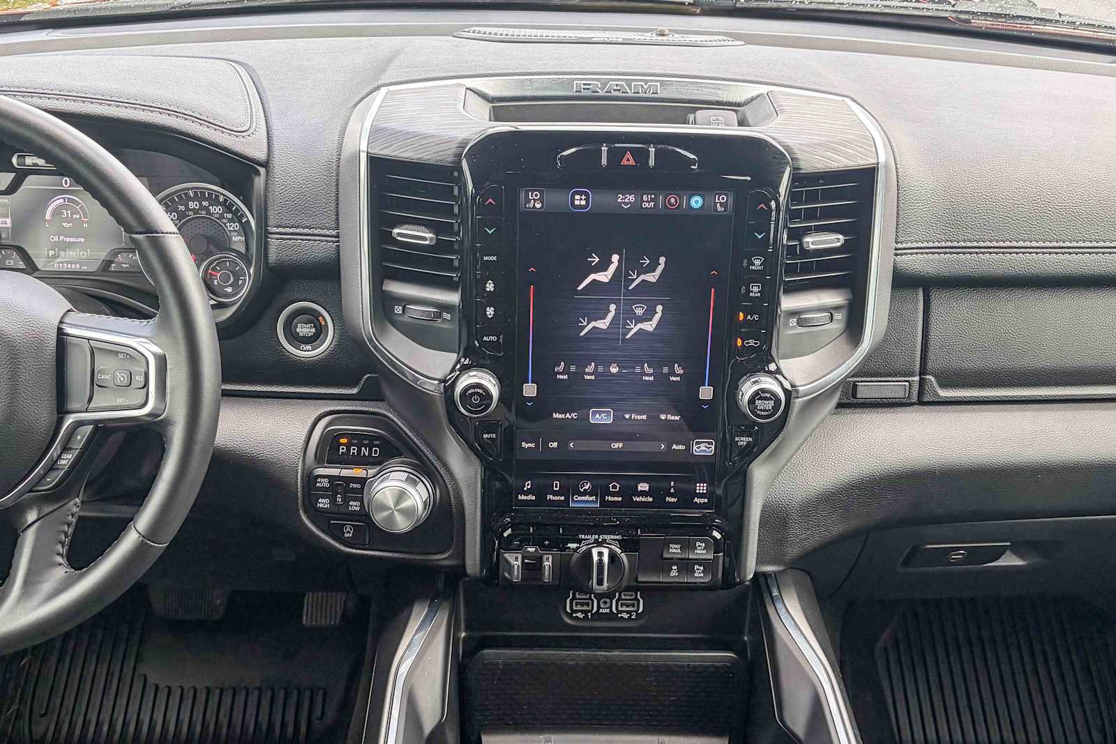 Used 2024 RAM 1500 Laramie image 12