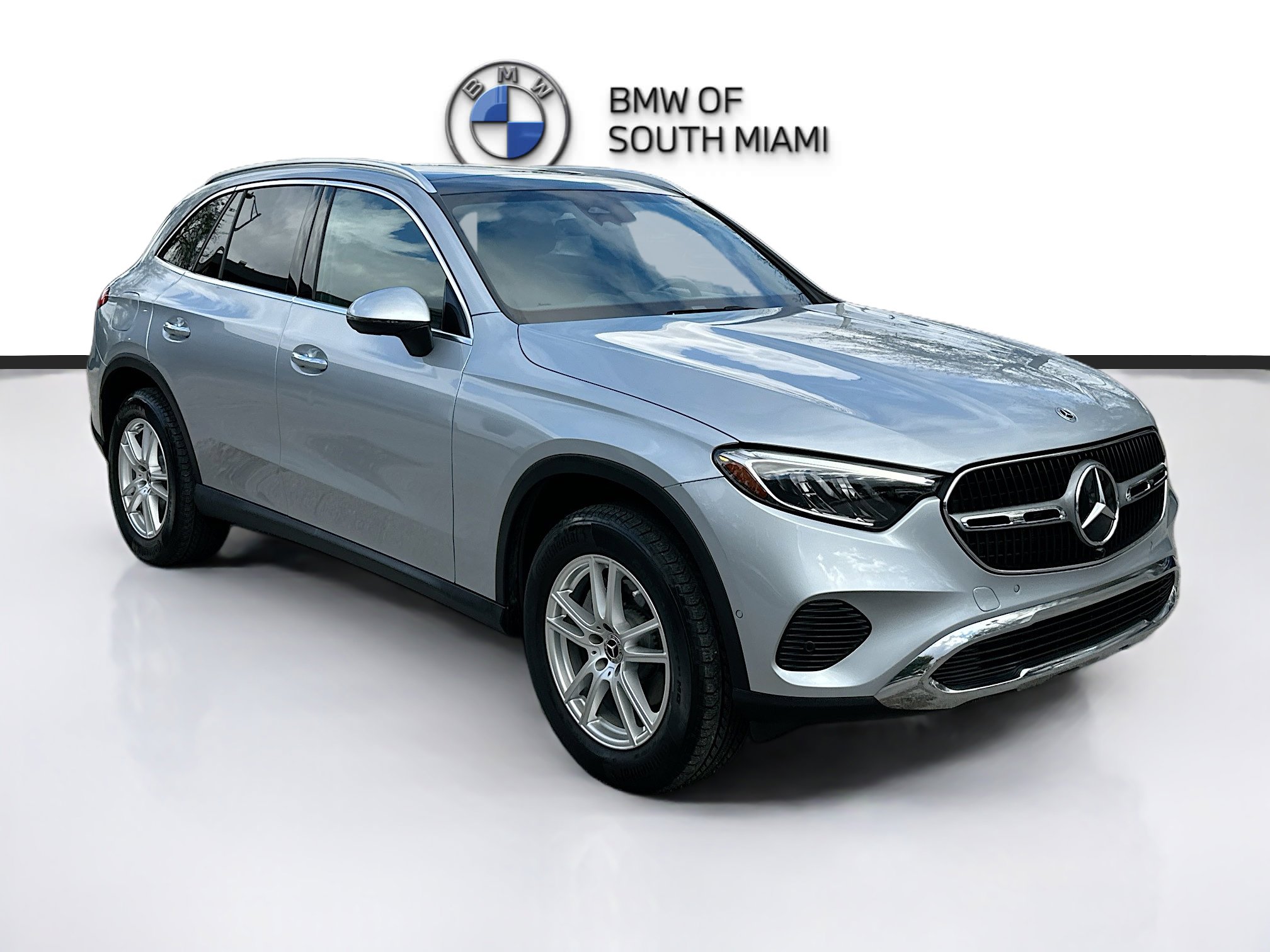 Used 2025 Mercedes-Benz GLC 300 GLC 300 image 1