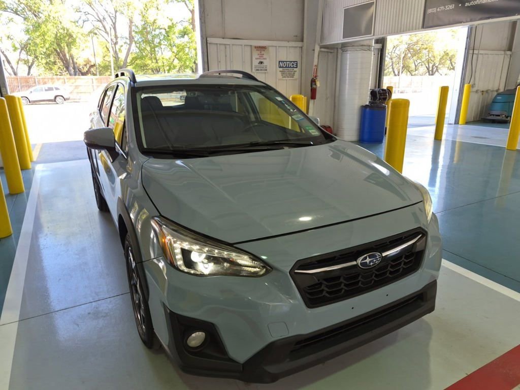 Used 2018 Subaru Crosstrek 2.0i Limited image 3