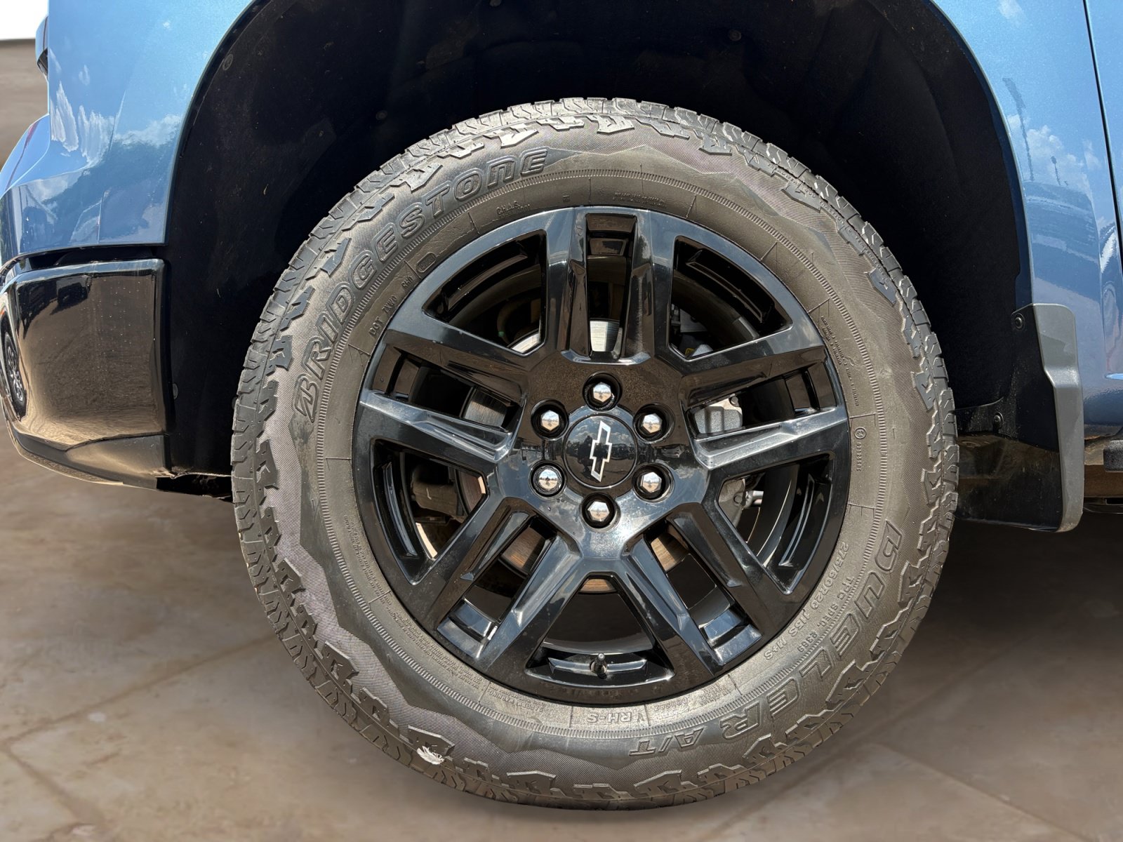Used 2024 Chevrolet Silverado 1500 LT Trail Boss w/ LT Trail Boss Premium Package AWD/4WD image 31
