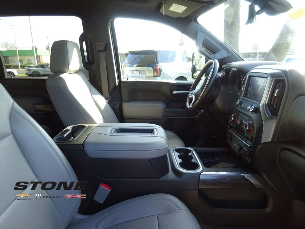 Used 2020 Chevrolet Silverado 3500 LTZ w/ LTZ Premium Package image 17