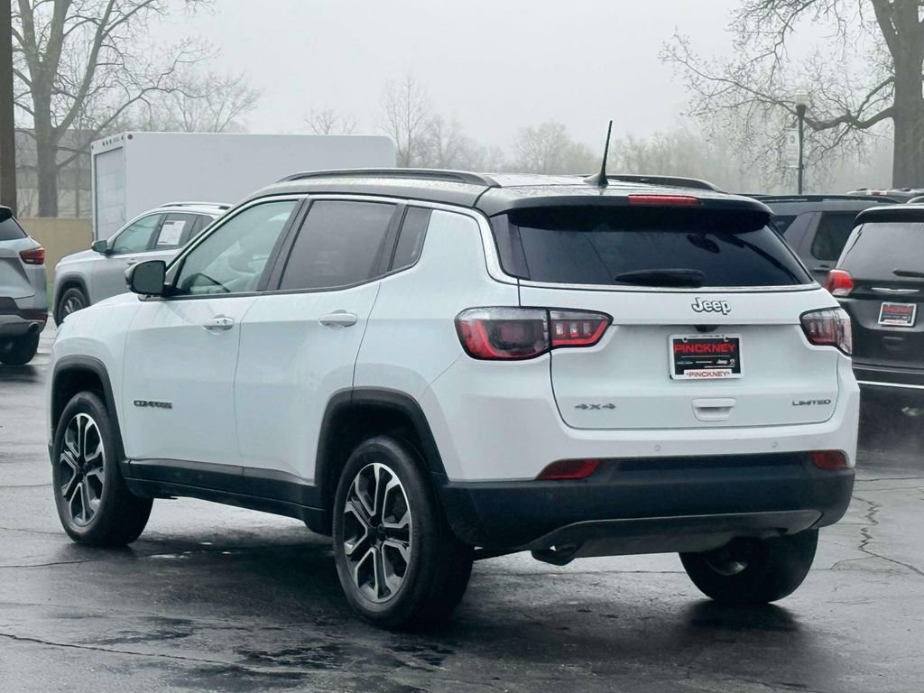 Used 2024 Jeep Compass Limited AWD/4WD image 8