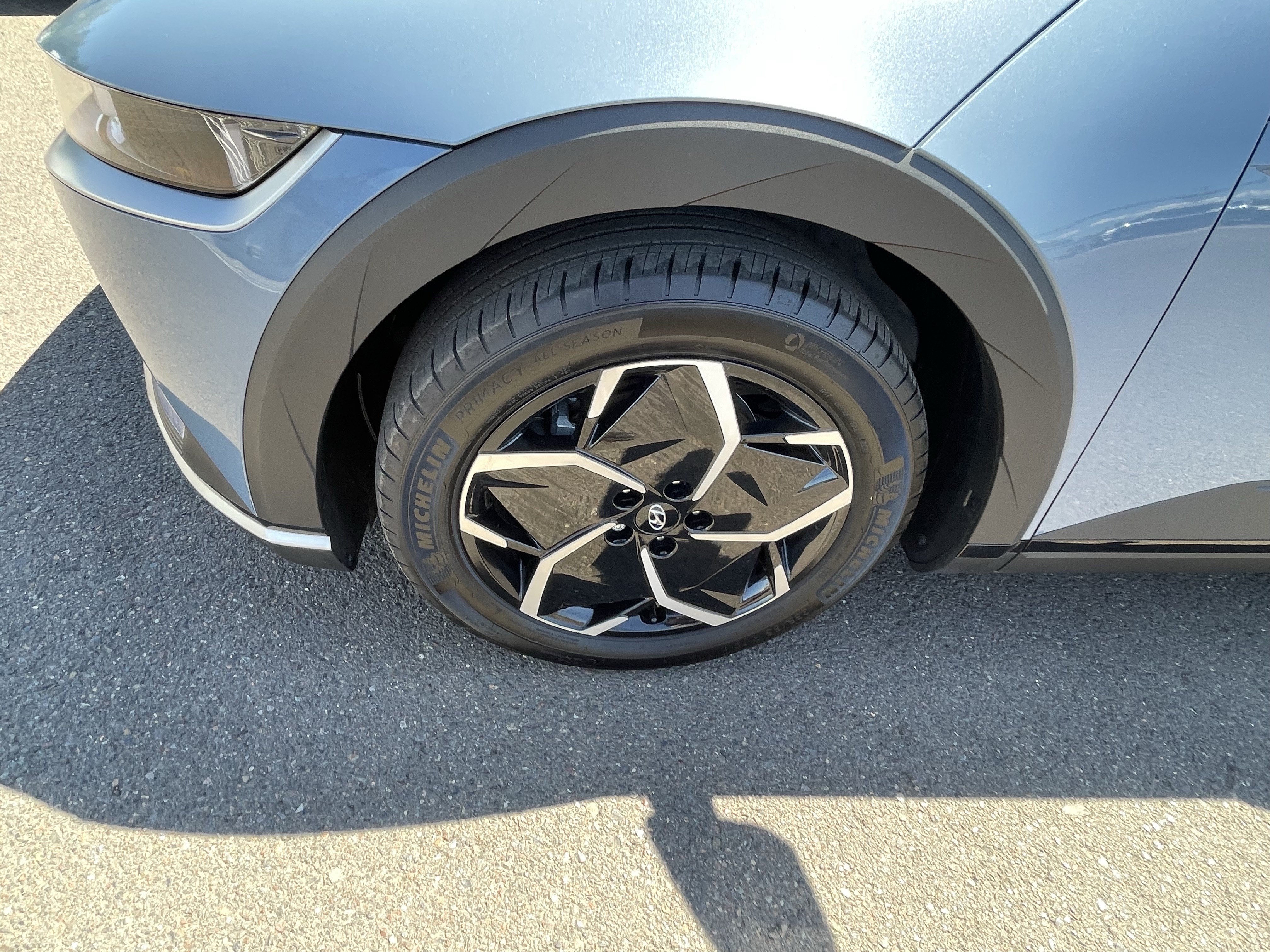 Certified 2024 Hyundai Ioniq 5 SEL RWD image 9