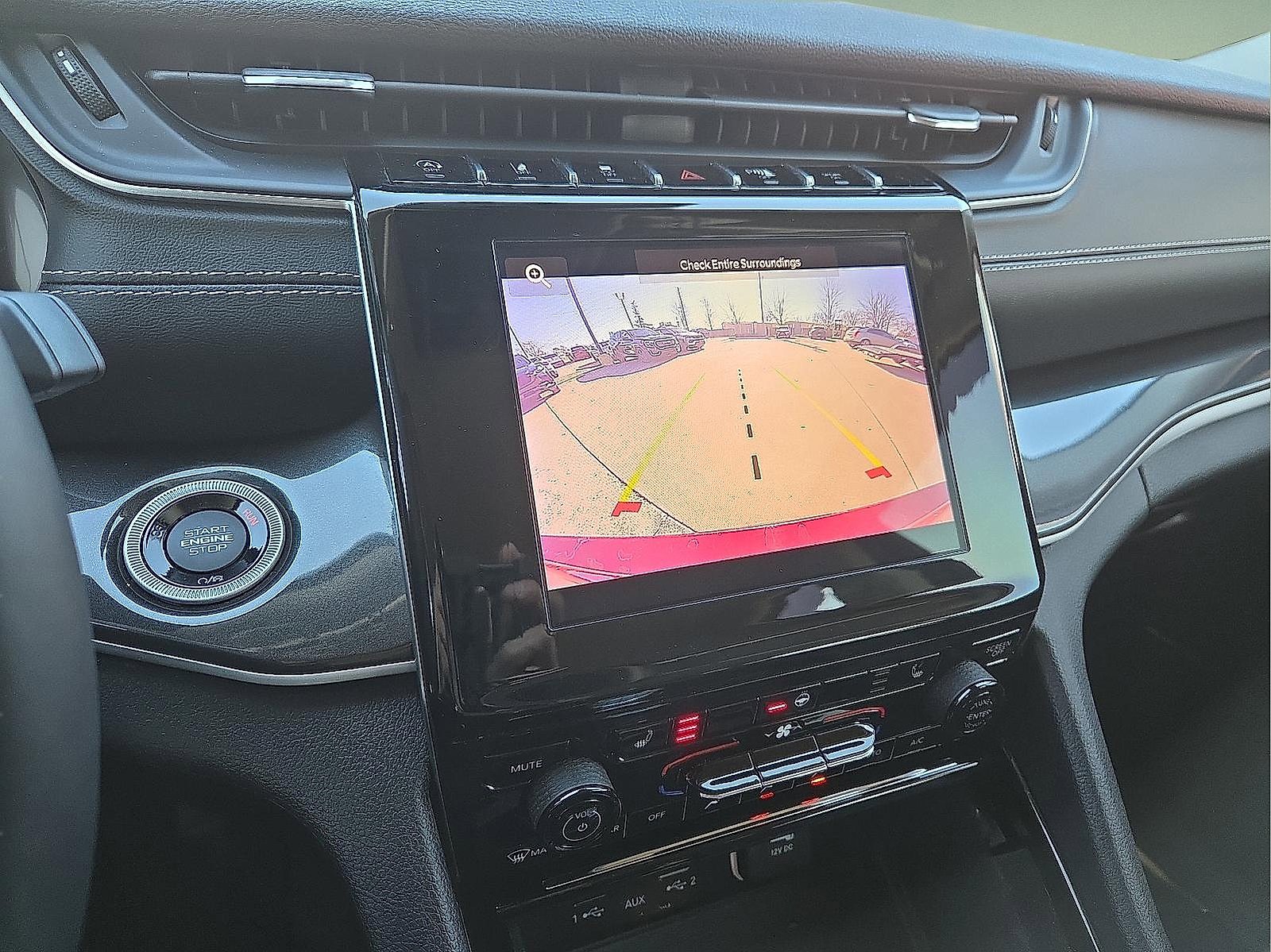 Used 2022 Jeep Grand Cherokee L Laredo w/ Luxury Tech Group I image 18