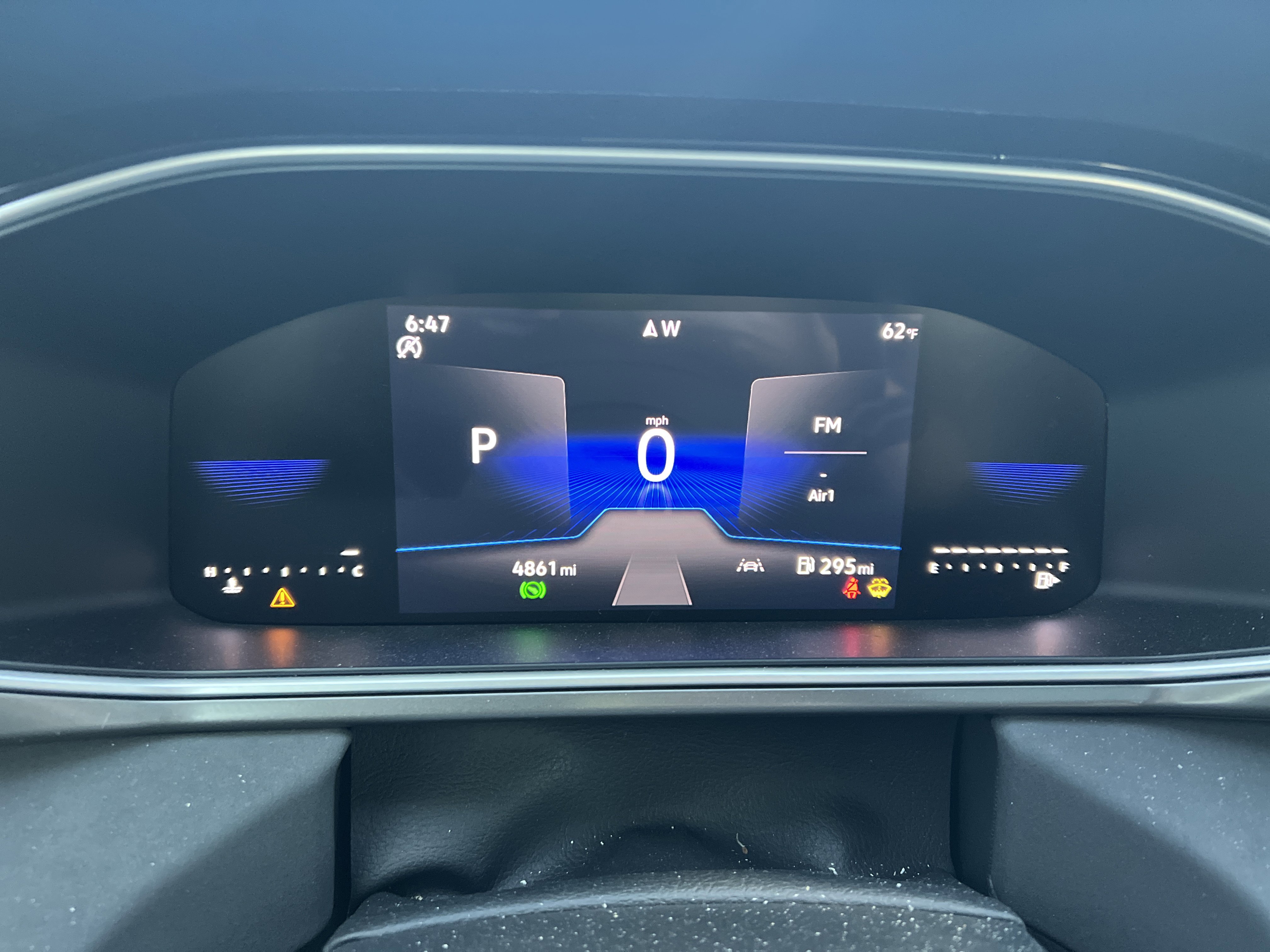 Used 2025 Volkswagen Taos SE image 20