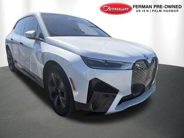 Used 2024 BMW iX xDrive50 w/ Sport Package AWD/4WD image 1