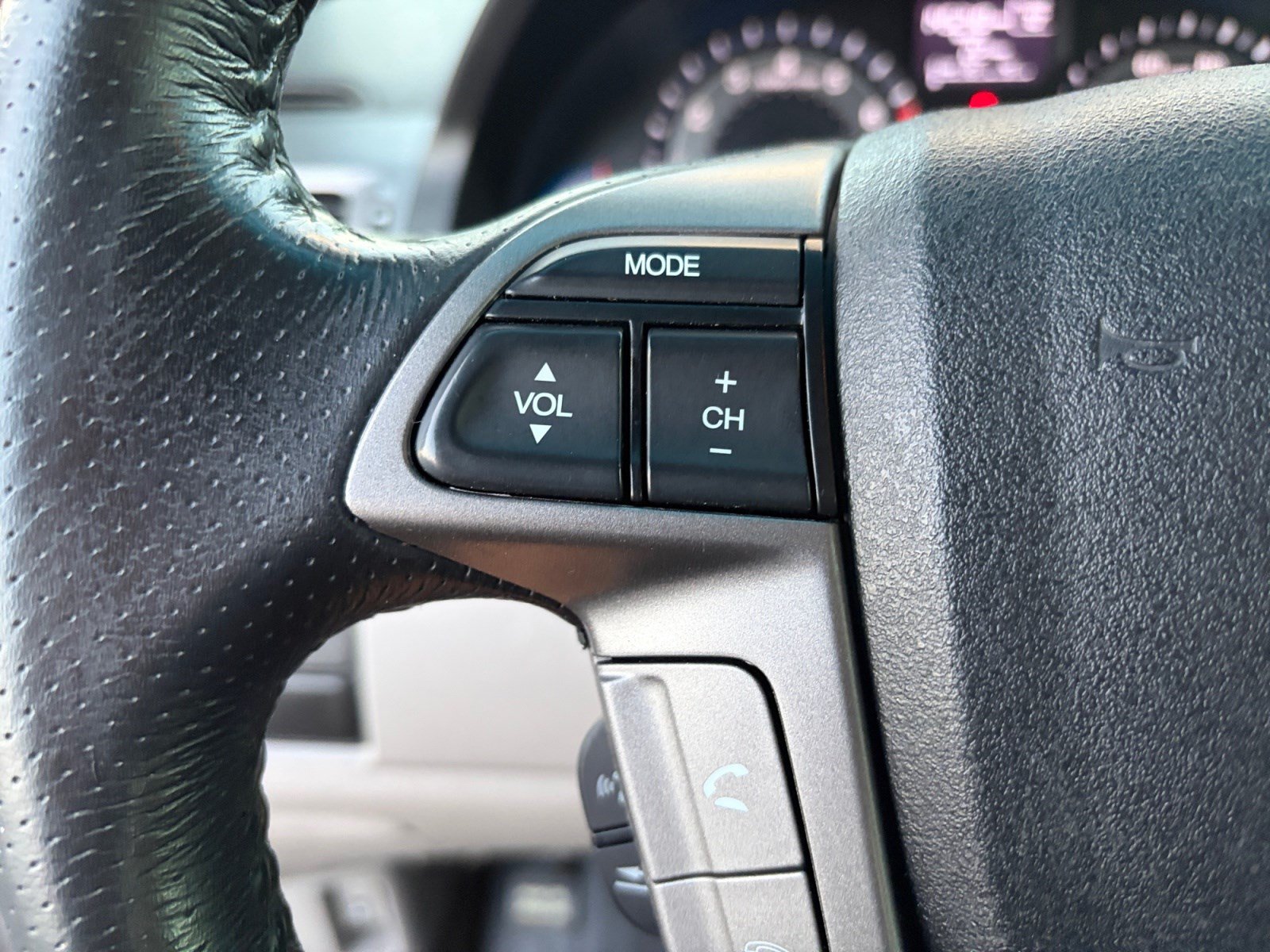 Used 2013 Honda Odyssey EX-L image 17