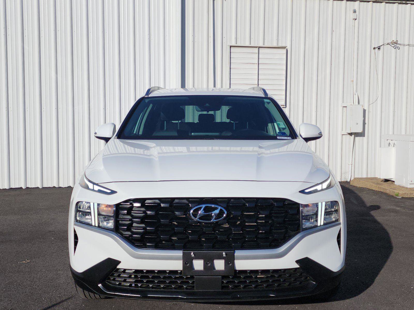 Used 2023 Hyundai Santa Fe SEL image 8