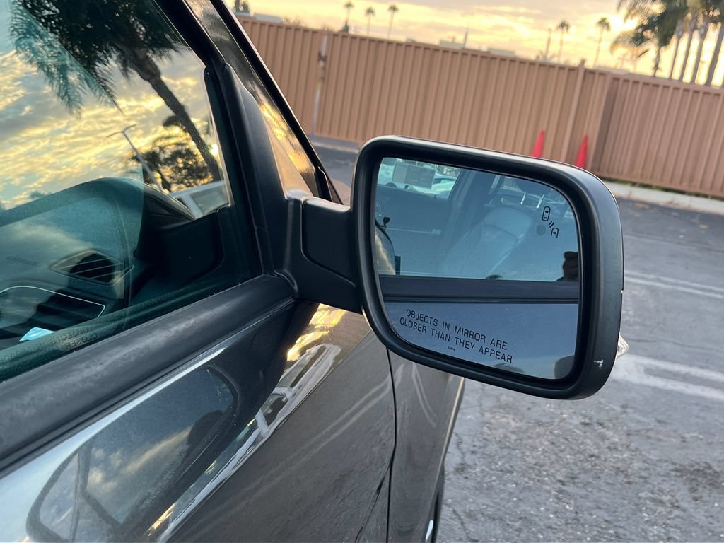 Used 2019 Ford Explorer Limited w/ Class III Trailer Tow Package FWD image 27