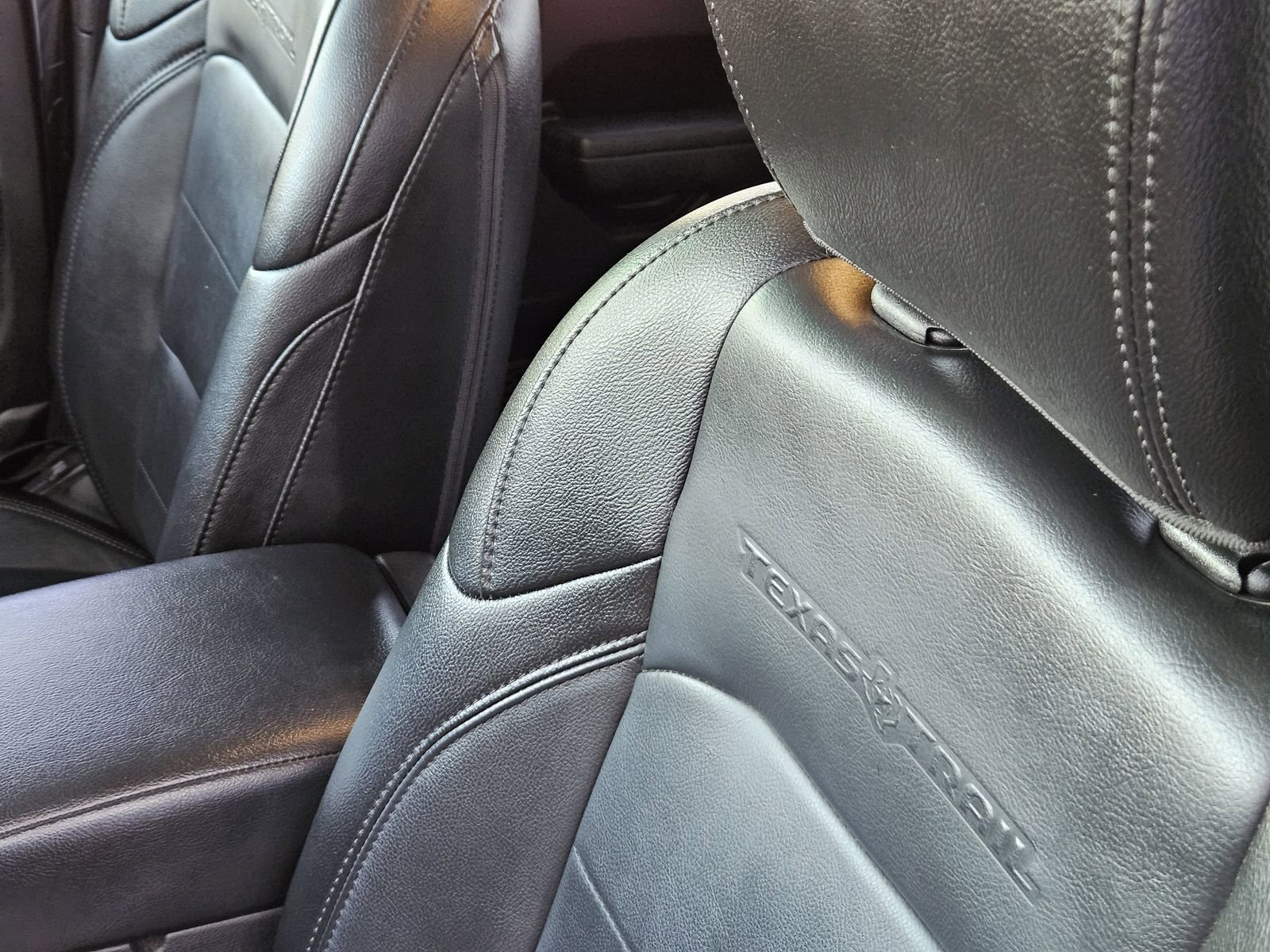 Used 2023 Jeep Gladiator Sport image 31