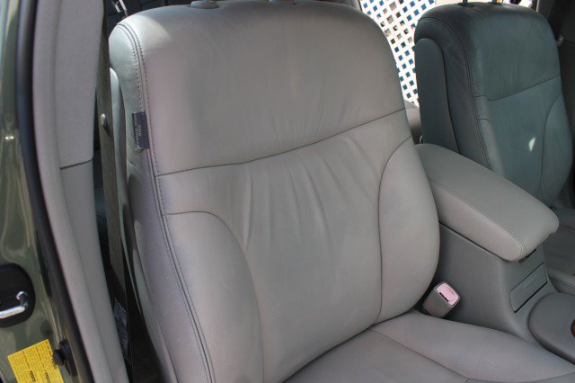 Used 2005 Lexus ES 330 FWD image 10