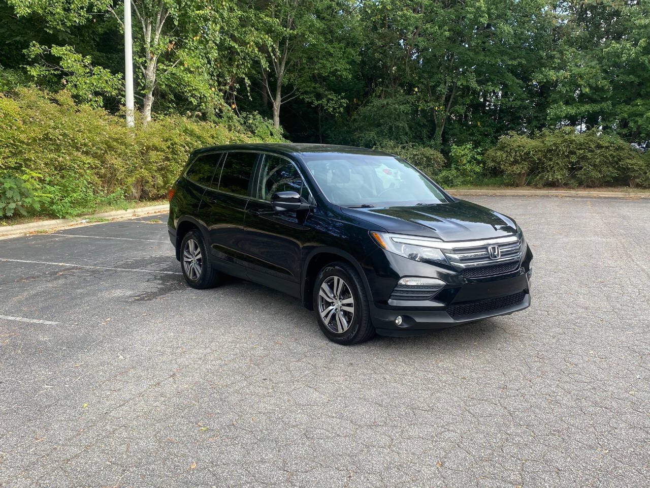 Used 2017 Honda Pilot EX-L image 3