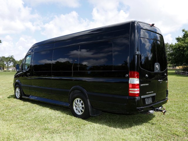 Used 2017 Mercedes-Benz Sprinter 3500 image 7