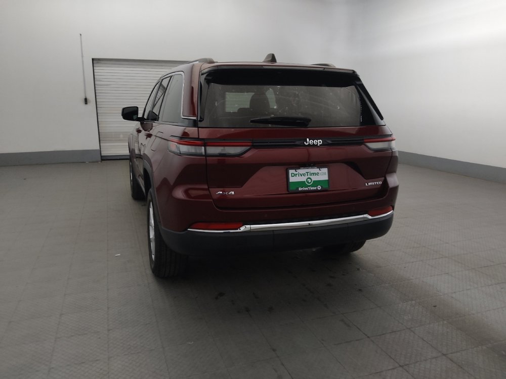 Used 2023 Jeep Grand Cherokee Limited AWD/4WD image 6