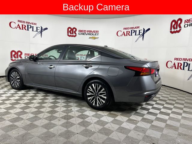 Used 2024 Nissan Altima 2.5 SV image 6