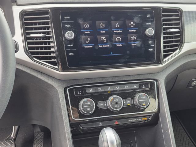 Used 2023 Volkswagen Atlas Cross Sport SE w/ Black Wheel Package FWD image 8