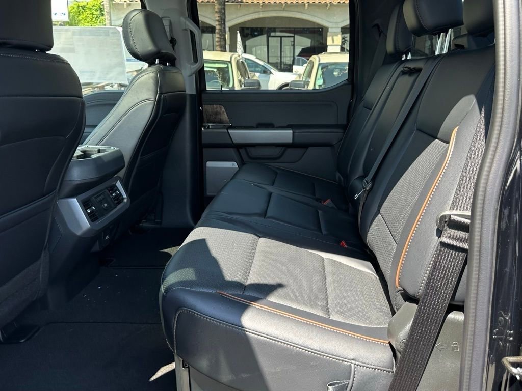 New 2025 Ford F350 Lariat w/ Black Appearance Package AWD/4WD image 25