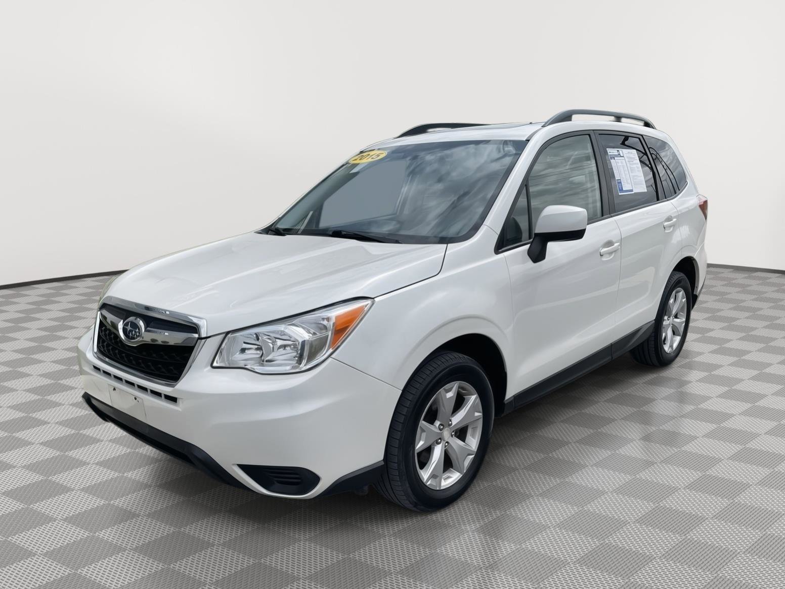 Used 2015 Subaru Forester 2.5i Premium AWD/4WD image 4