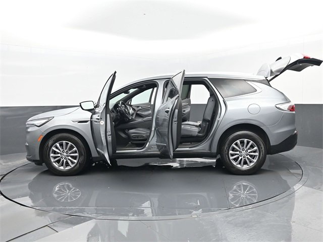 Used 2024 Buick Enclave Premium image 35