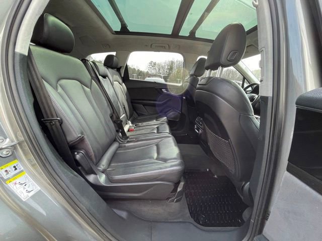 Used 2017 Audi Q7 3.0T Prestige image 25