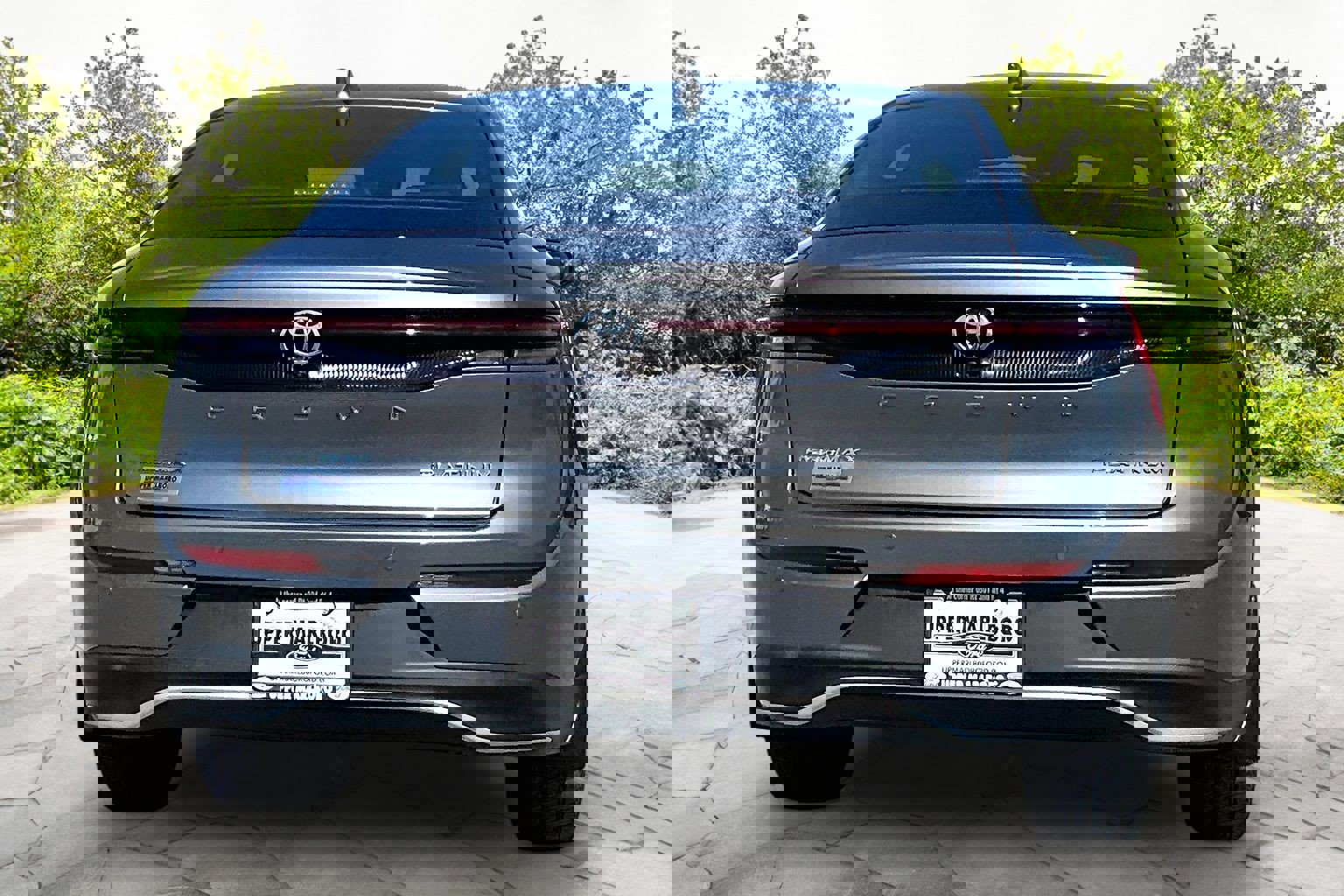 Used 2023 Toyota Crown Platinum image 4