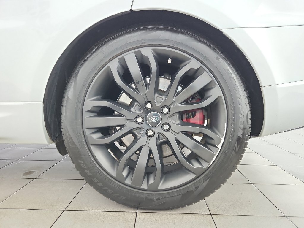 Used 2018 Land Rover Range Rover Sport Supercharged AWD/4WD image 46