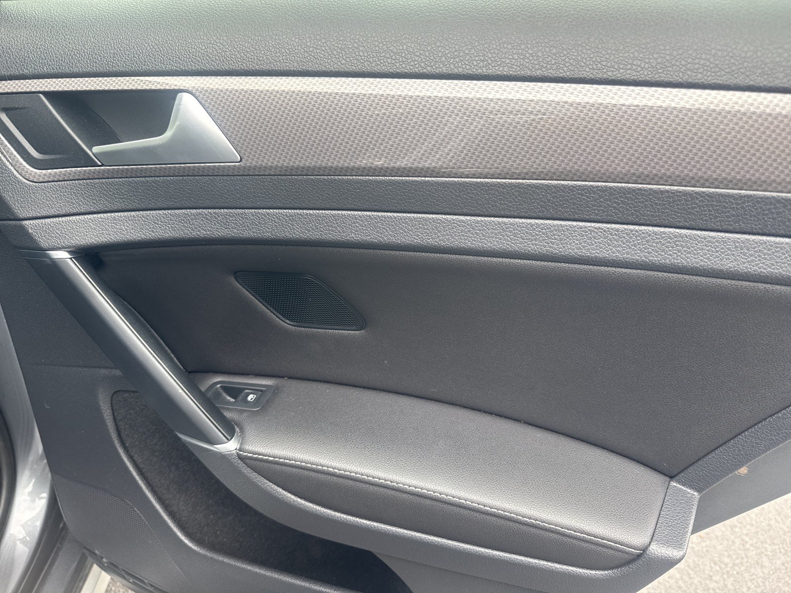 Used 2019 Volkswagen Golf Alltrack AWD/4WD image 35