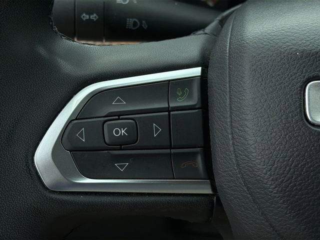 Used 2024 Jeep Compass Limited AWD/4WD image 24