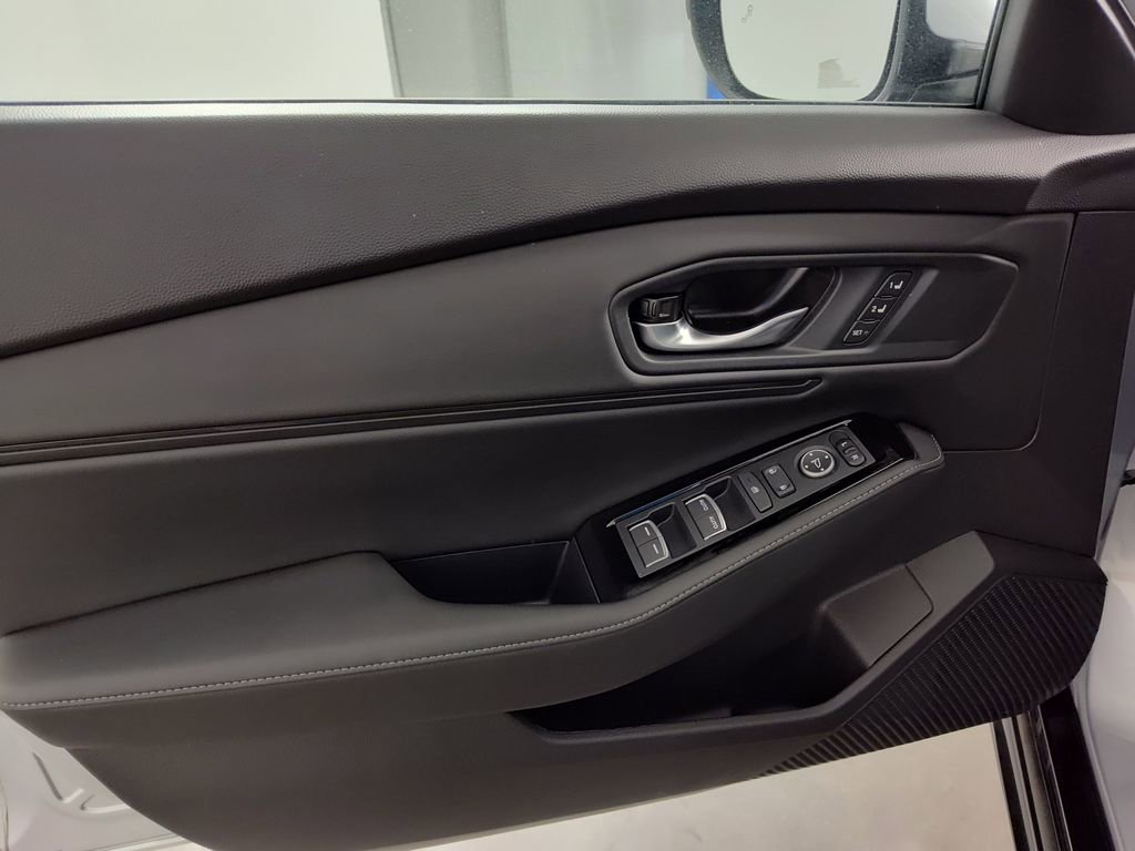 Used 2025 Honda Accord Touring image 20