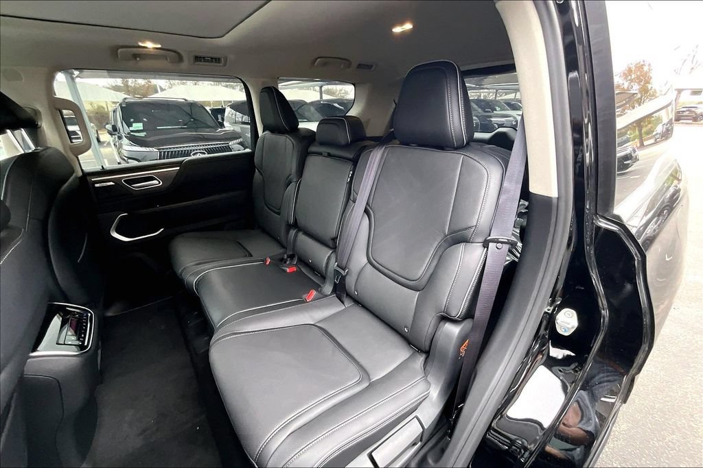 New 2026 INFINITI QX80 Luxe w/ Cargo Package AWD/4WD image 14