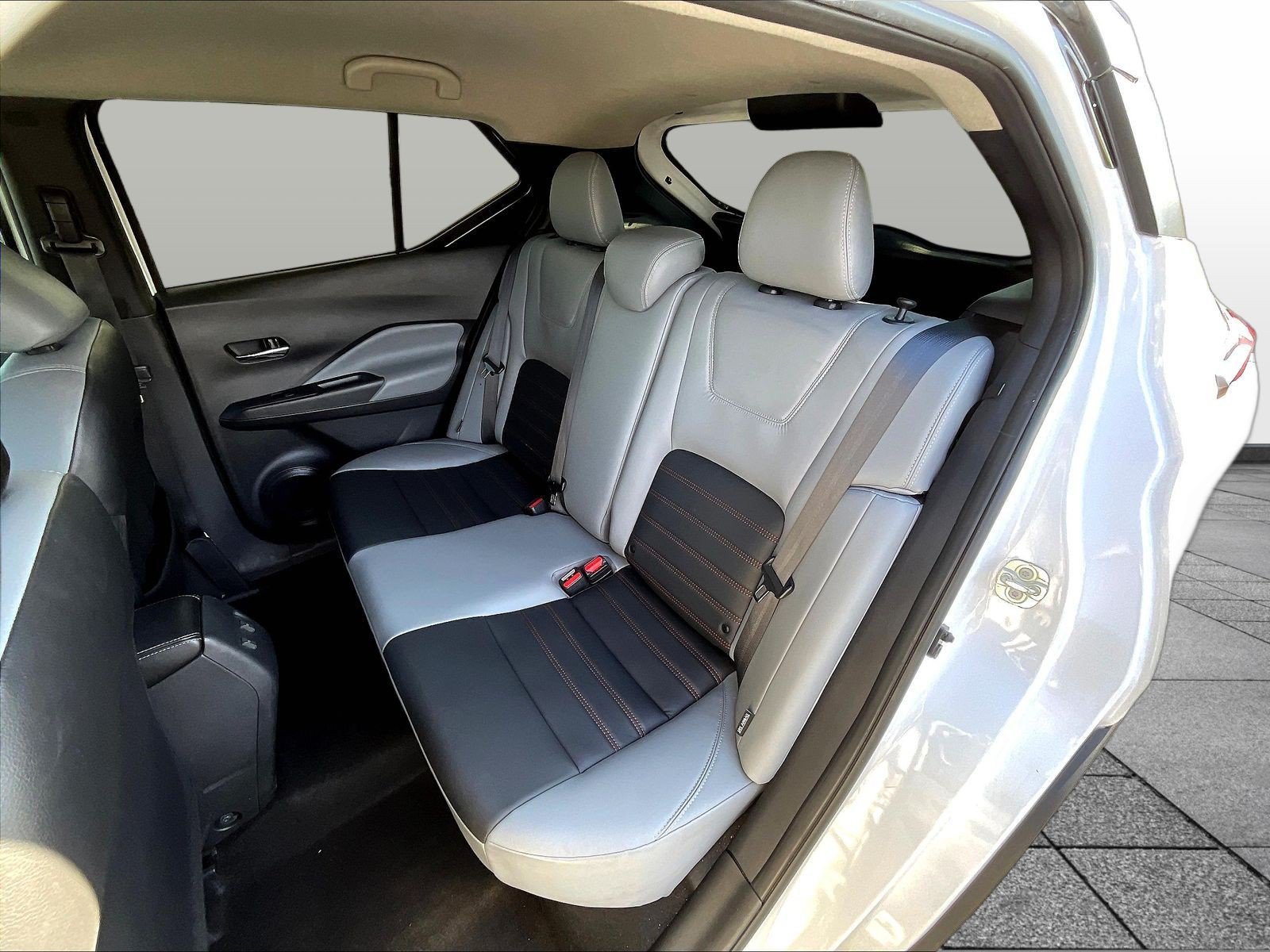 Certified 2021 Nissan Kicks SR w/ SR Premium Package FWD image 25