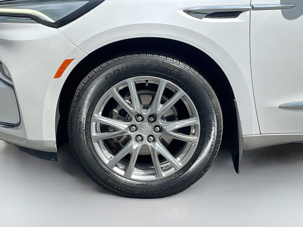 Used 2022 Buick Enclave Premium w/ Surround and Sites Package AWD/4WD image 33