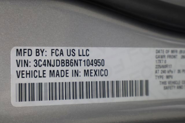 Used 2022 Jeep Compass Latitude AWD/4WD image 23