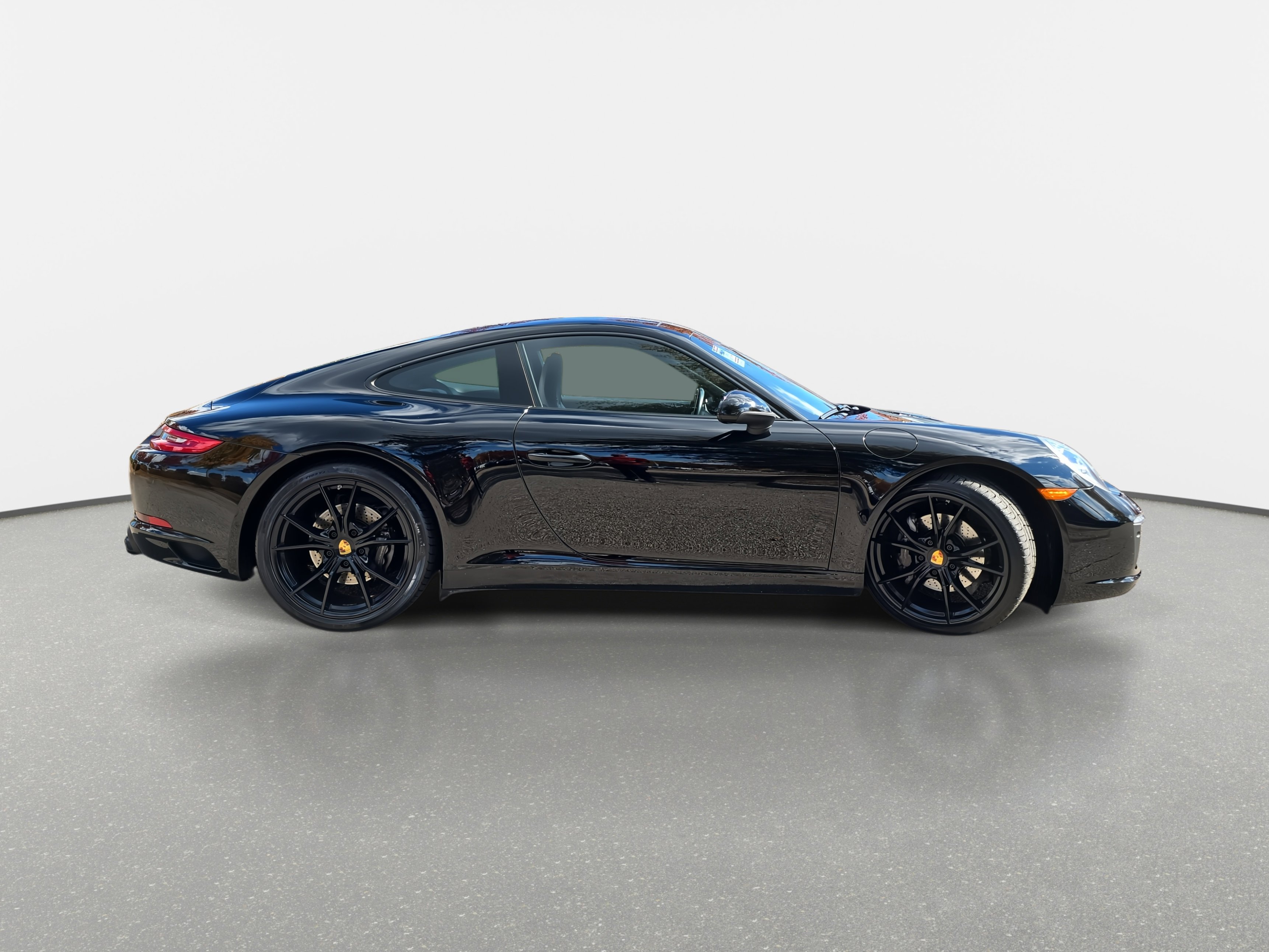 Used 2017 Porsche 911 Carrera image 4