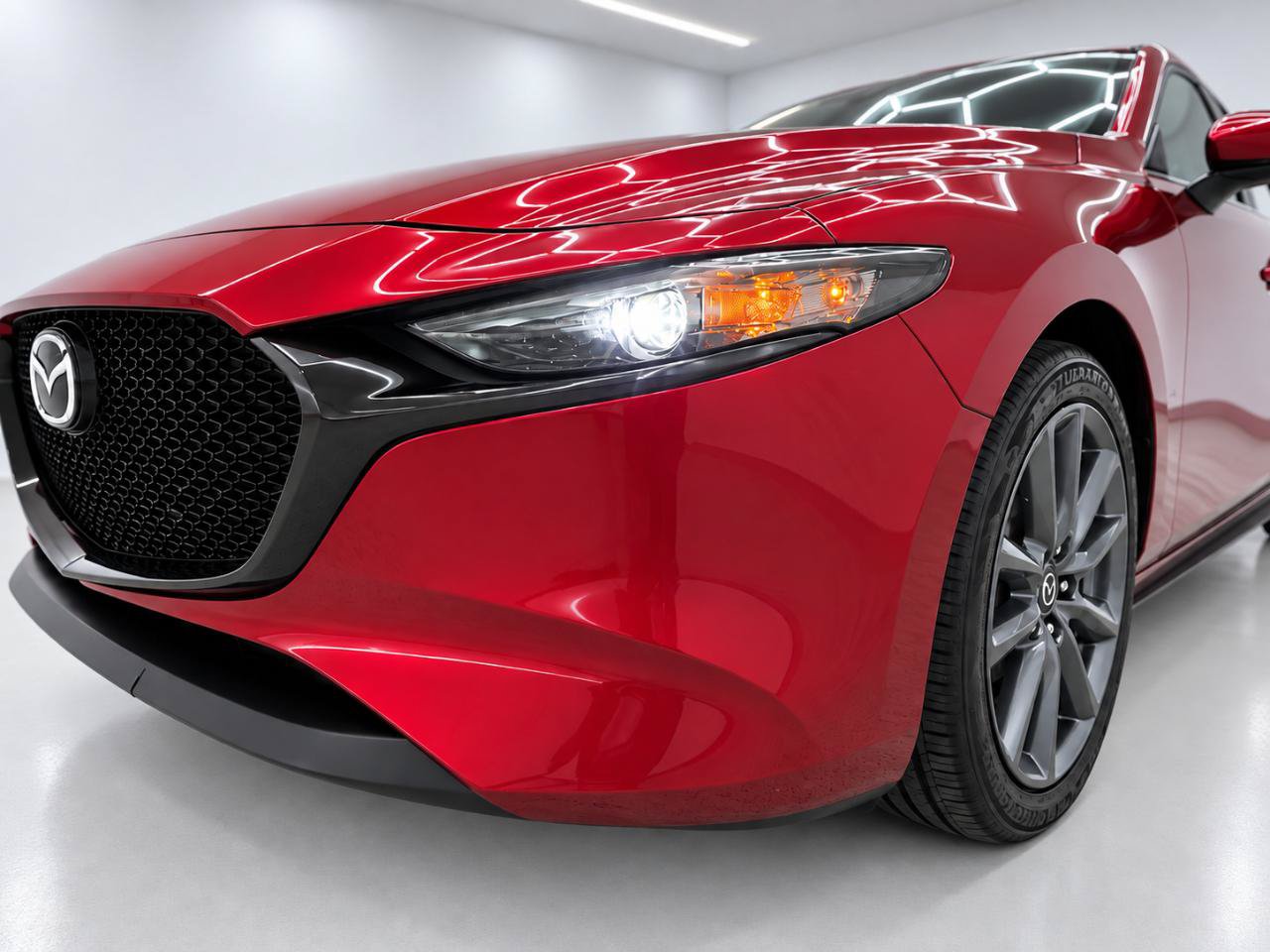 Used 2019 MAZDA MAZDA3 AWD Hatchback w/ Preferred Pkg image 35
